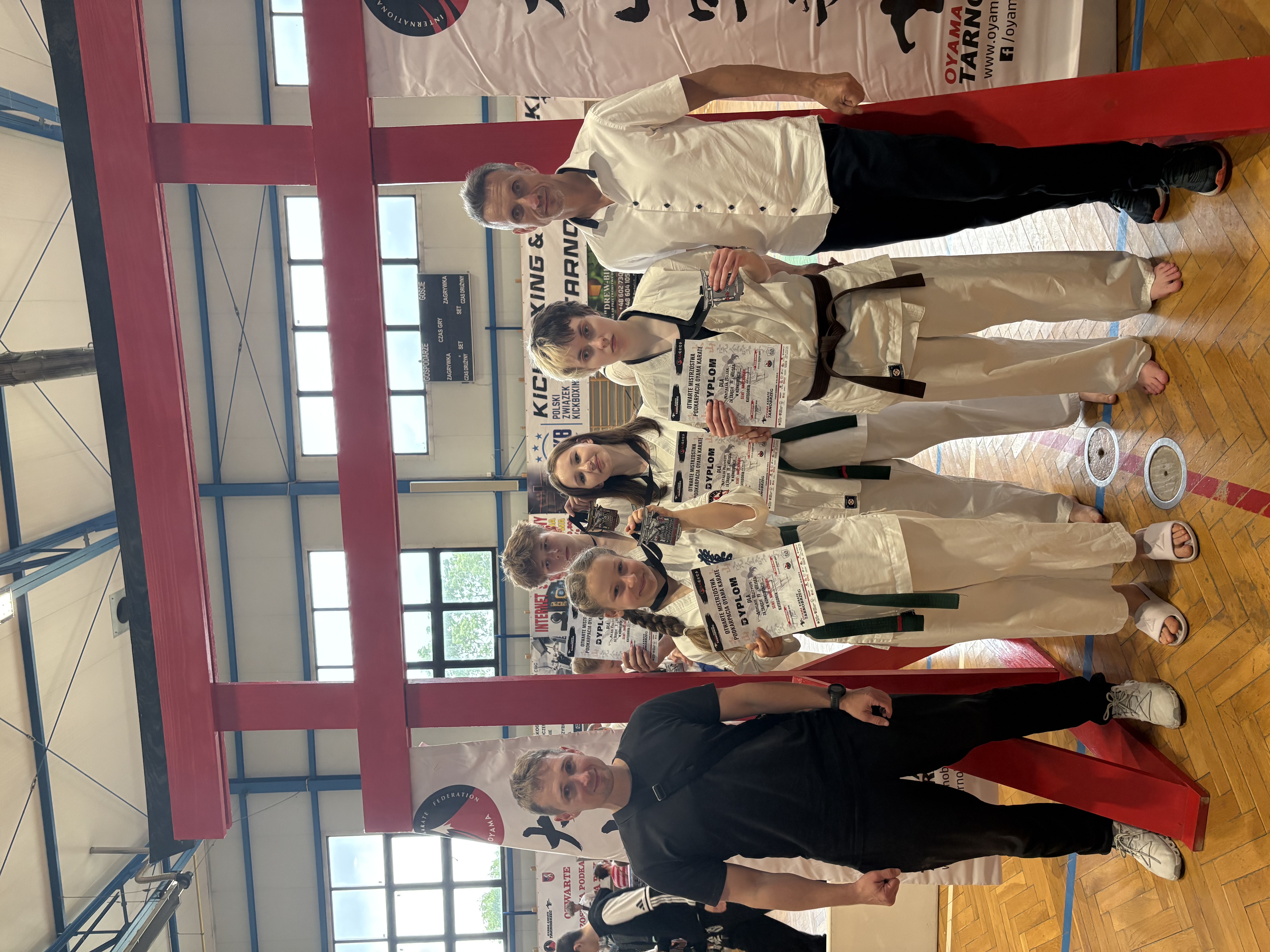 Medale zawodników Tarnobrzeskiego Klubu Kyokushin Karate