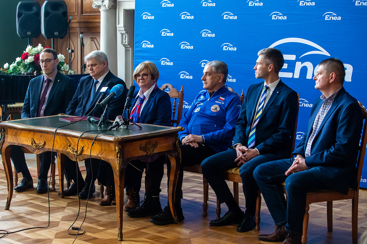 Konferencja prasowa dotycząca organizacji turnieju Final Four Ligi Mistrzyń w tenisie stołowym kobiet