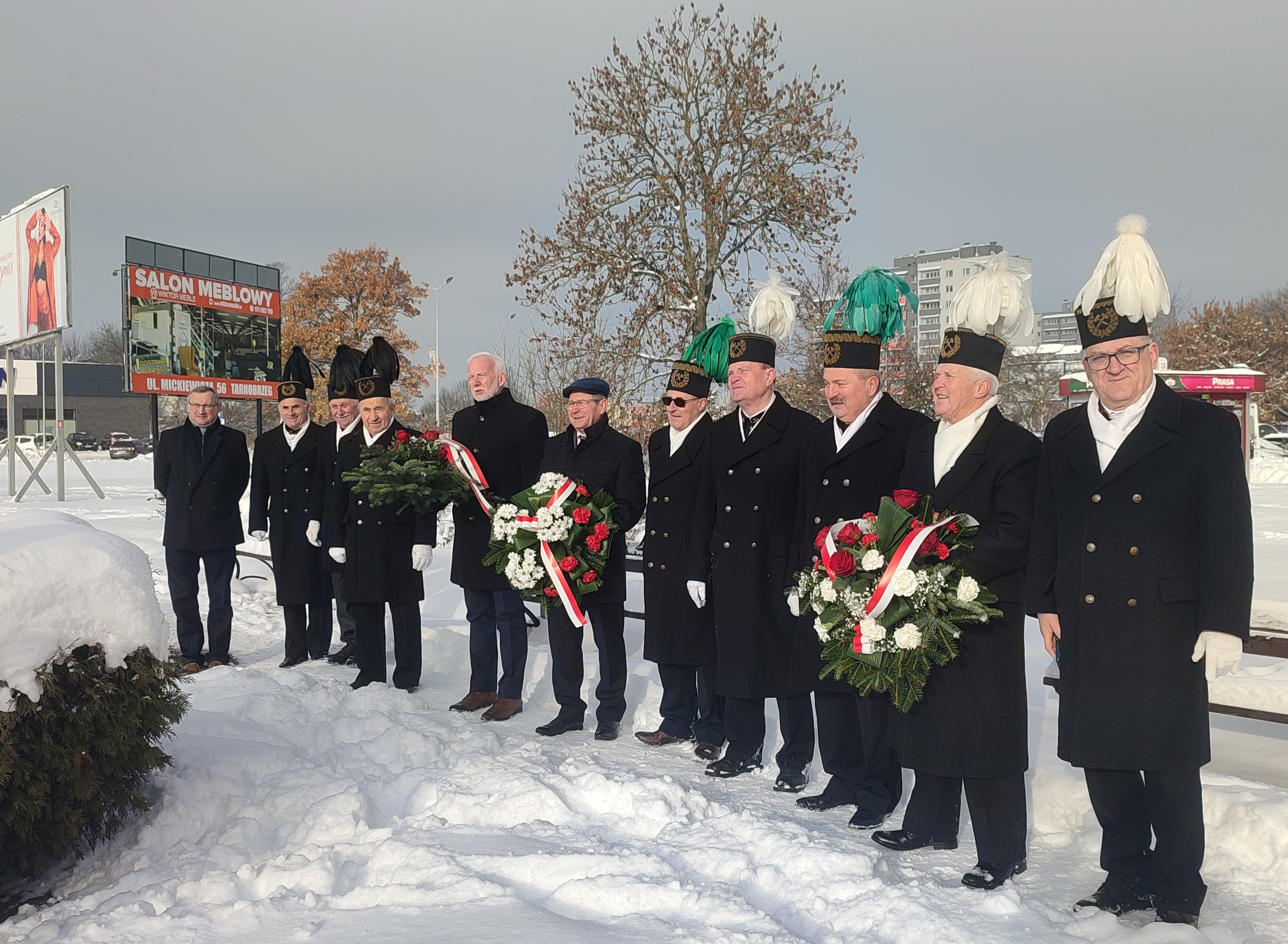 W górnicze święto - Barbórkę w Tarnobrzegu odsłonięto pamiątkową tablicę