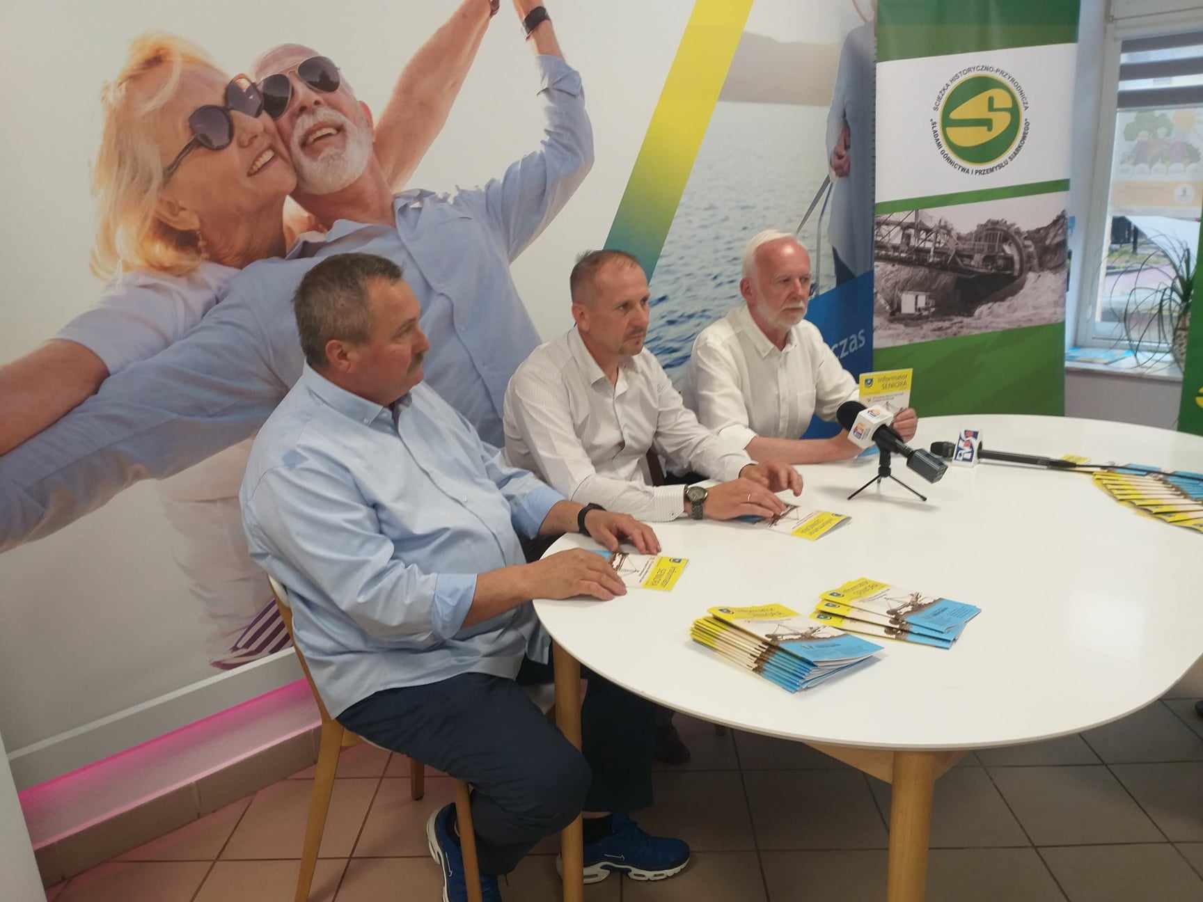Ukazał się okolicznościowy numer Informatora Seniora poświęcony rocznicy odkrycia złóż siarki