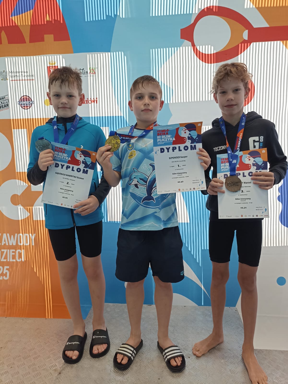 5 medali UKS Delfin Tarnobrzeg w zawodach "Od młodzika do Olimpijczyka"