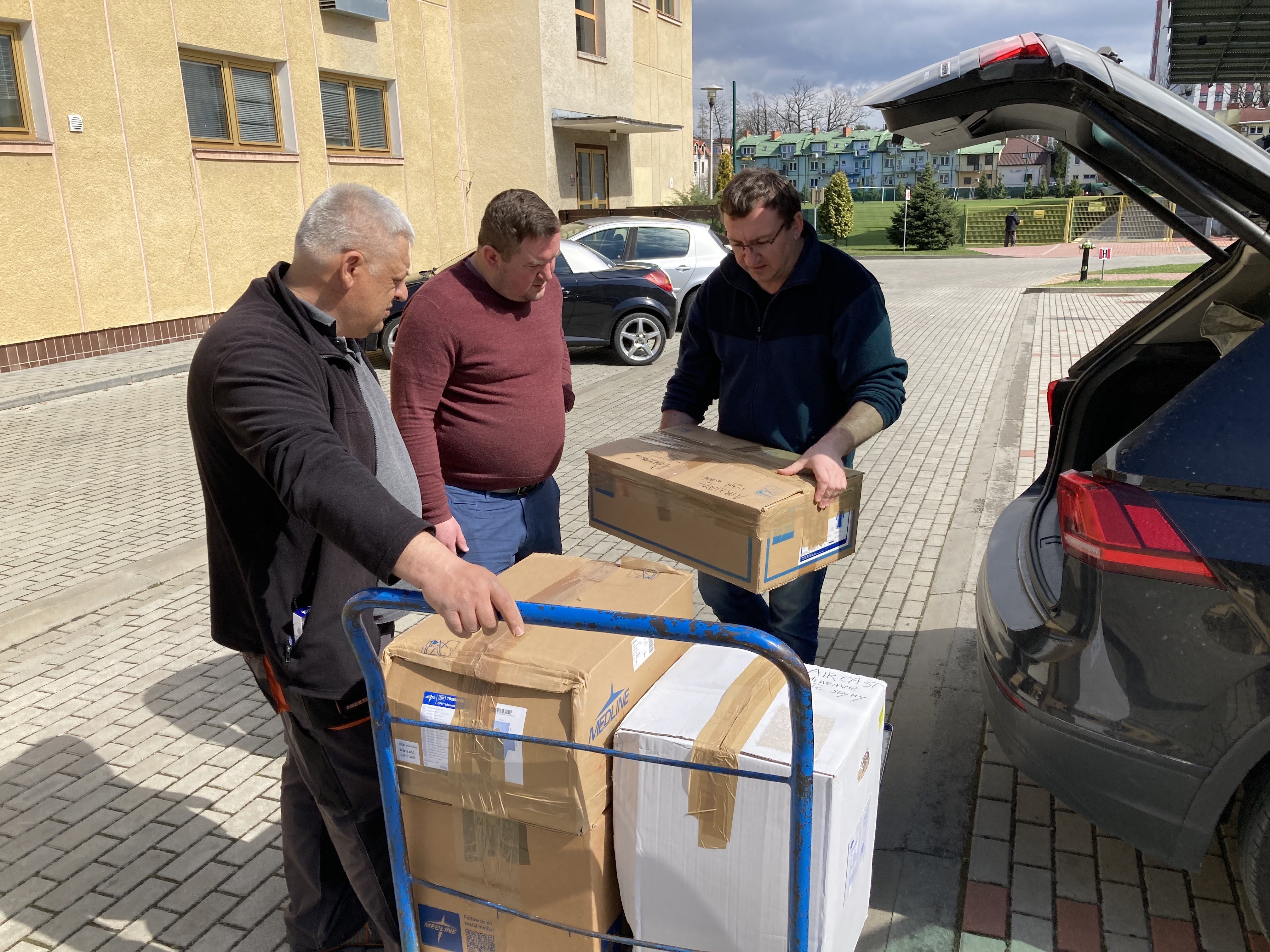 Pomoc dla Ukrainy od szwajcarskich lekarzy